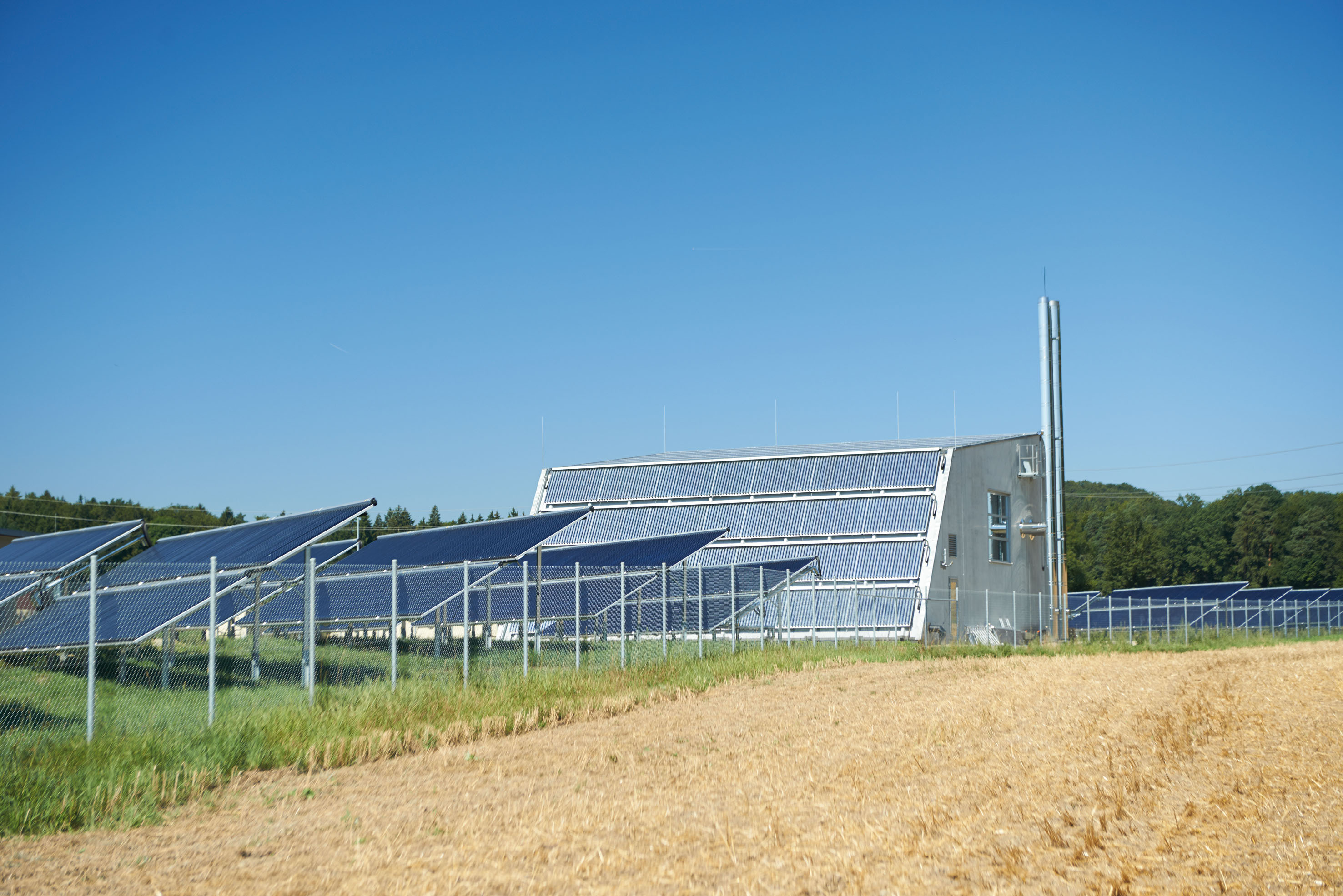 Heizzentrale und solarthermische Anlage des Bioenergiedorfs Büsingen