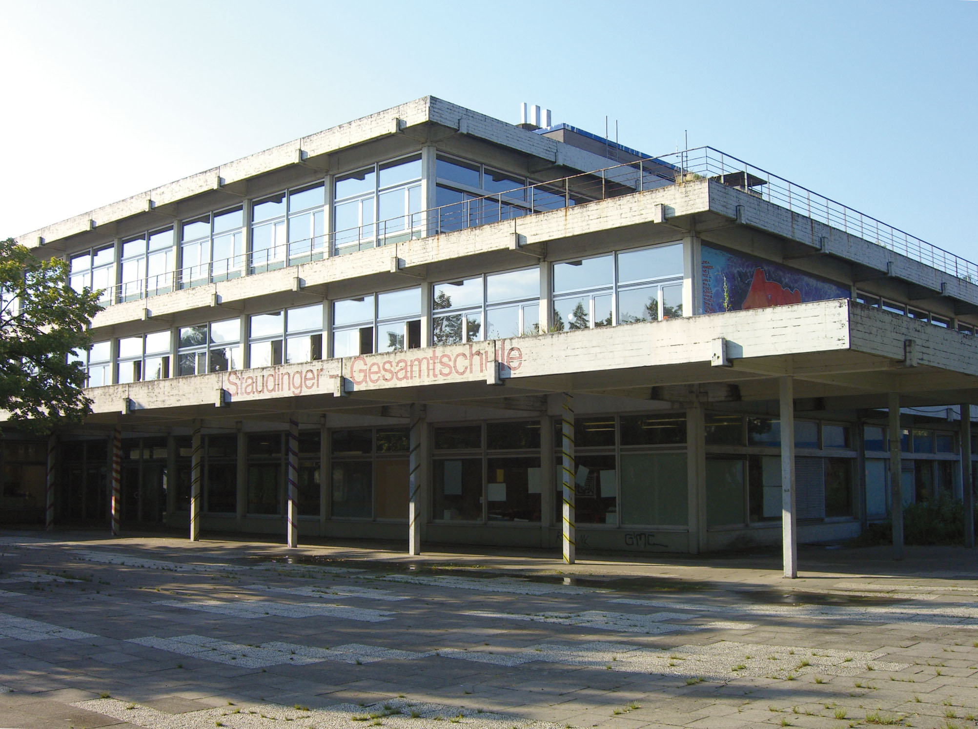 Gebäude der Staudinger Gesamtschule