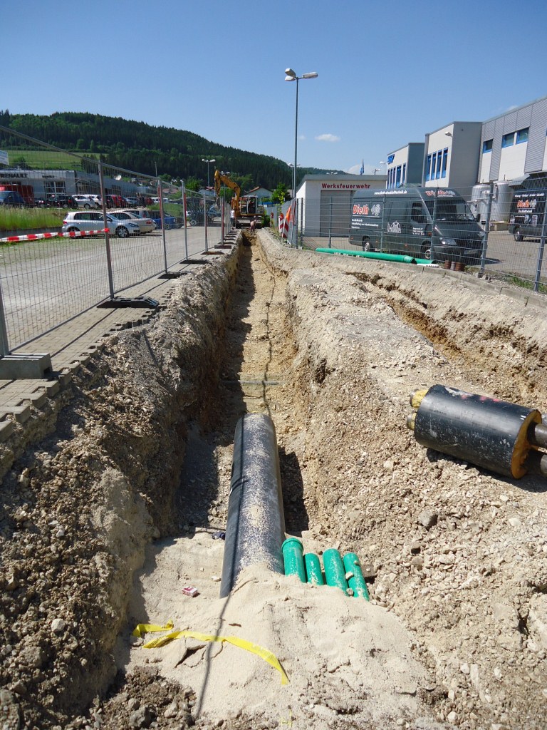 Verlegung der Nahwärmeleitungen