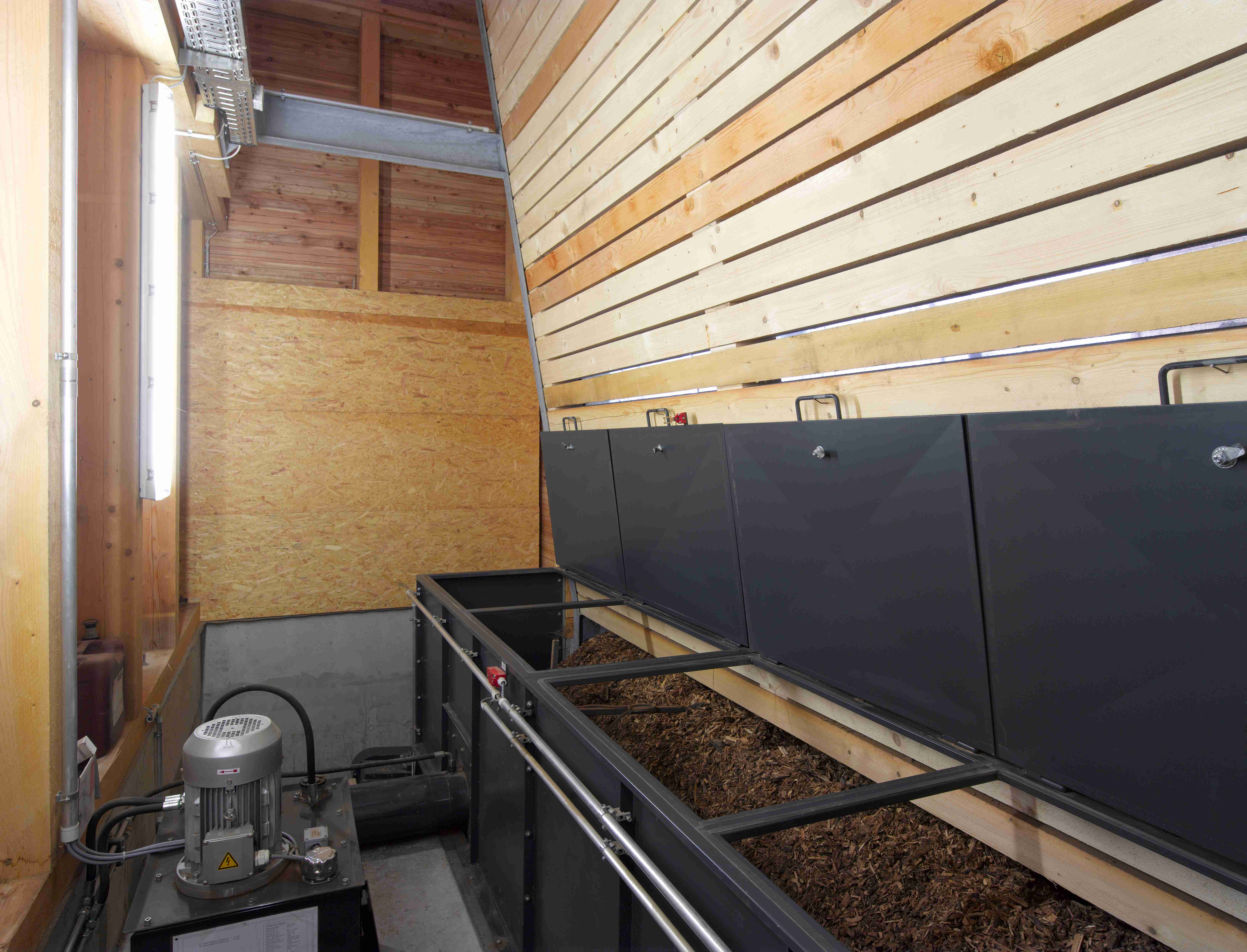 Lager Holzhackschnitzel