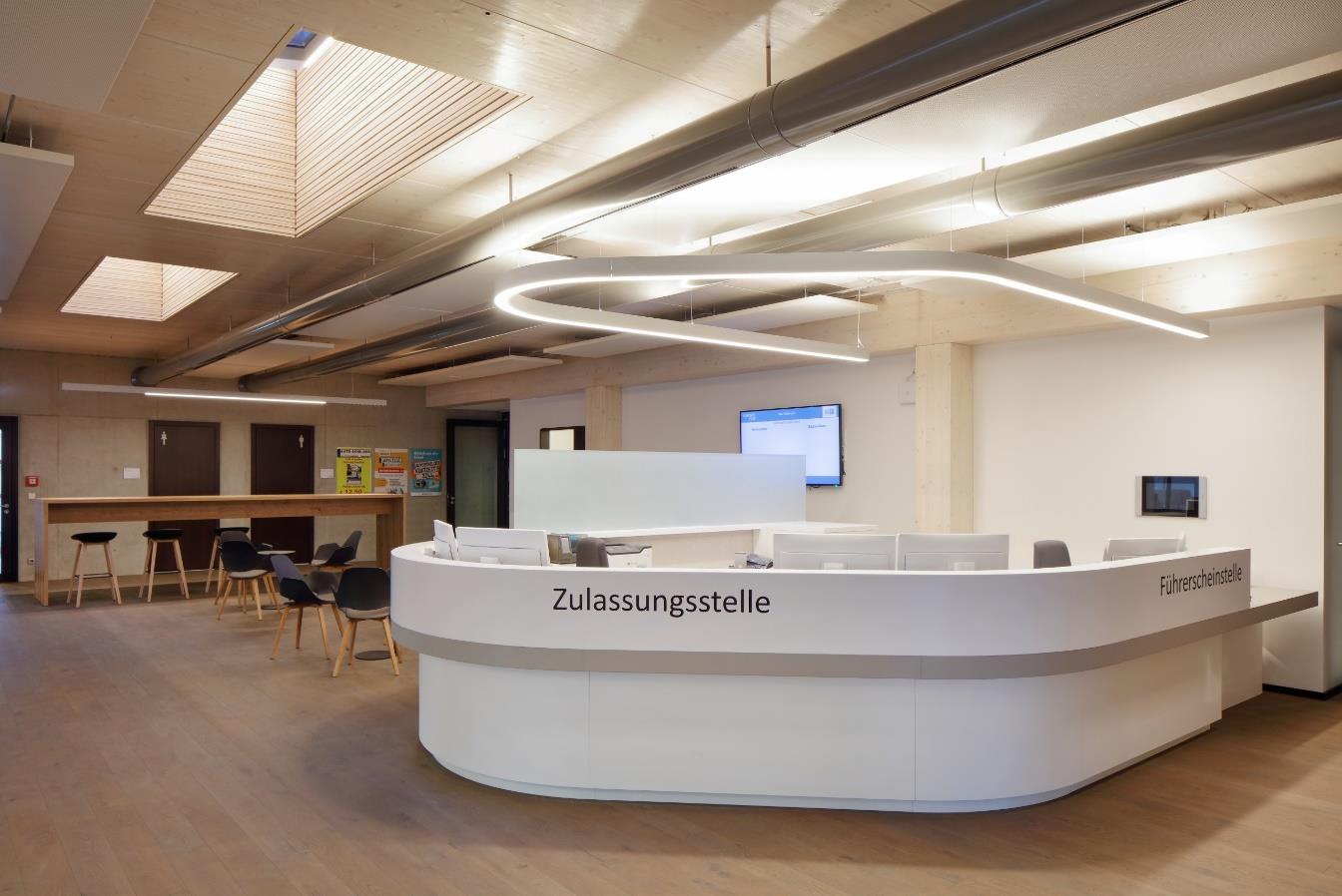 Innenansicht Zulassungsschalter