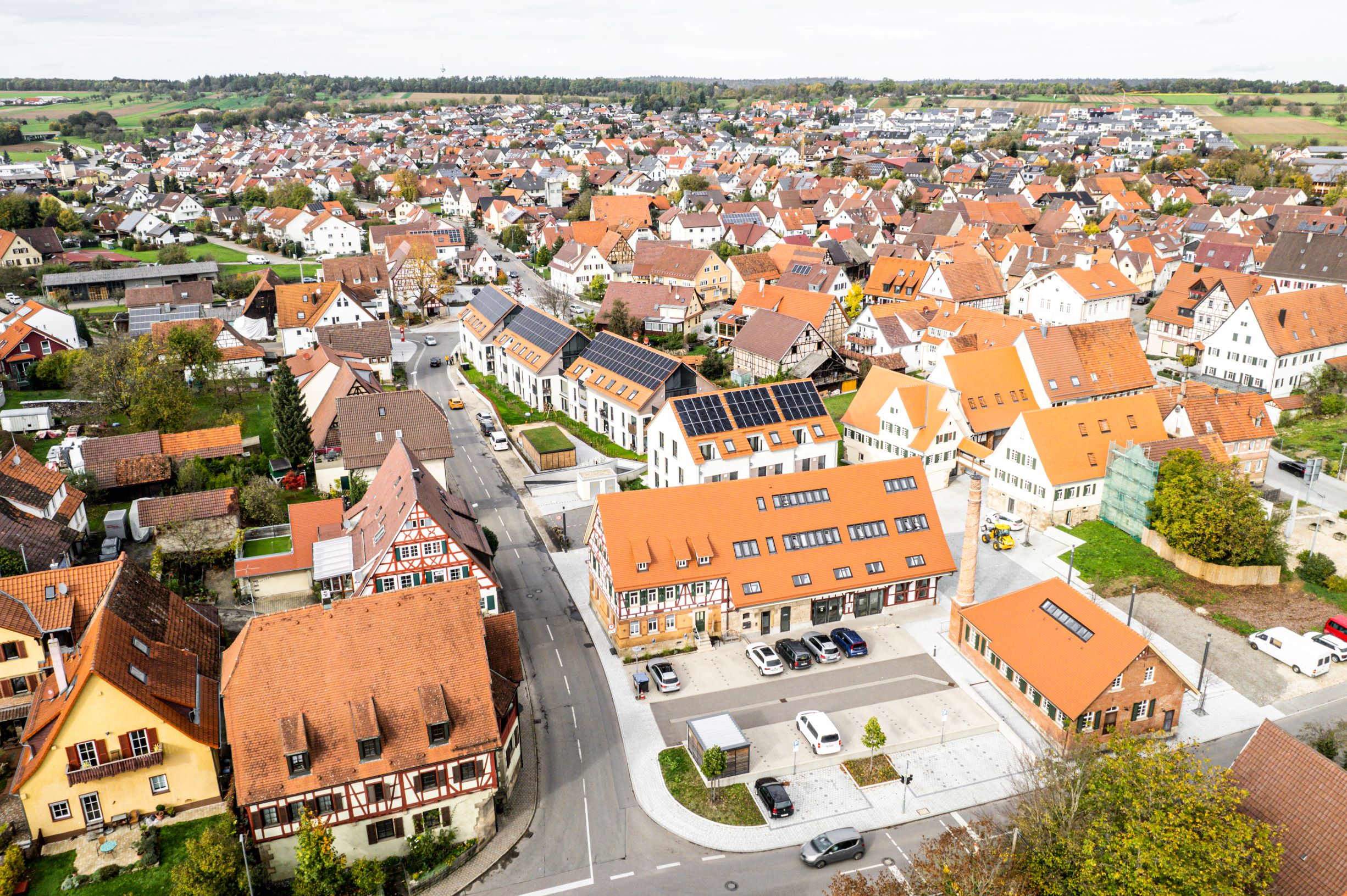 Übersicht über die neue Ortsmitte (Aufnahme von oben)