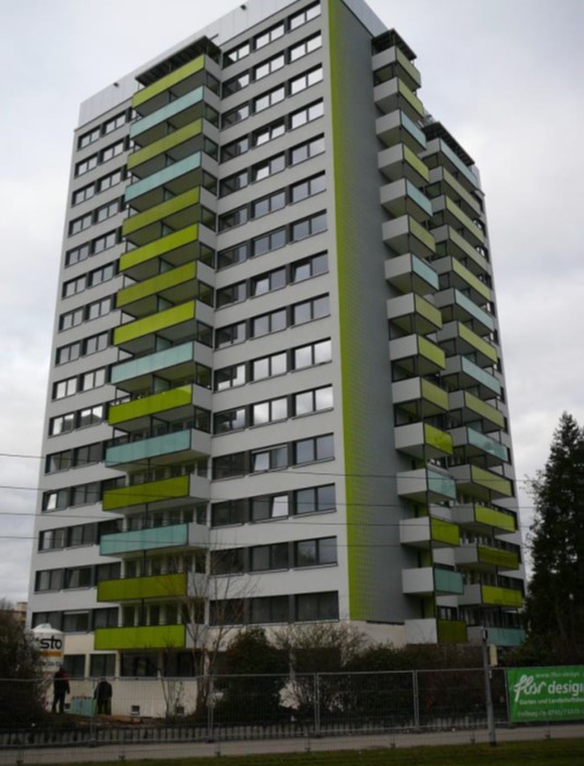 Hochhaus nach Sanierung