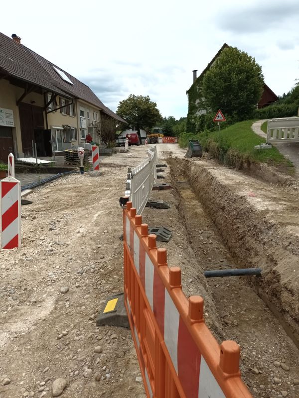 Baustelle Nahwärmenetz Ebringen