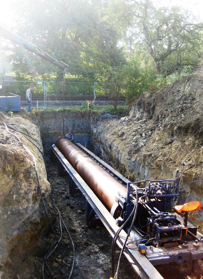 Fernwärmeverlegung mit Doppelrohrleitungen