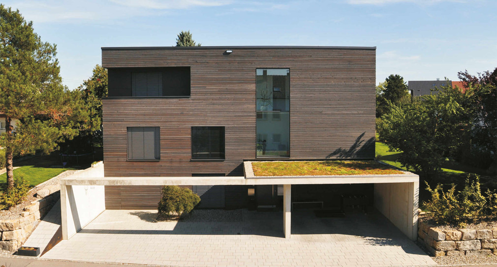 Modernisiertes Büro- und Wohnhaus