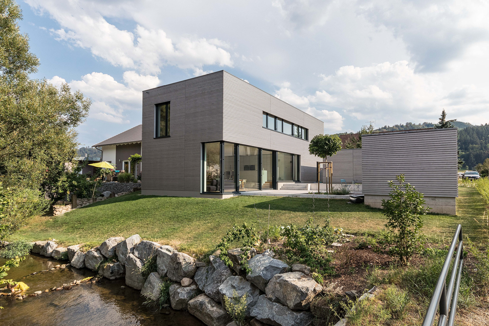 Passivhaus in Holzrahmen-/Holzmassivbauweise