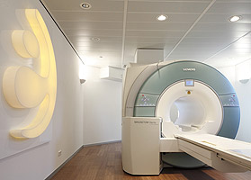 Magnetresonanztomograph