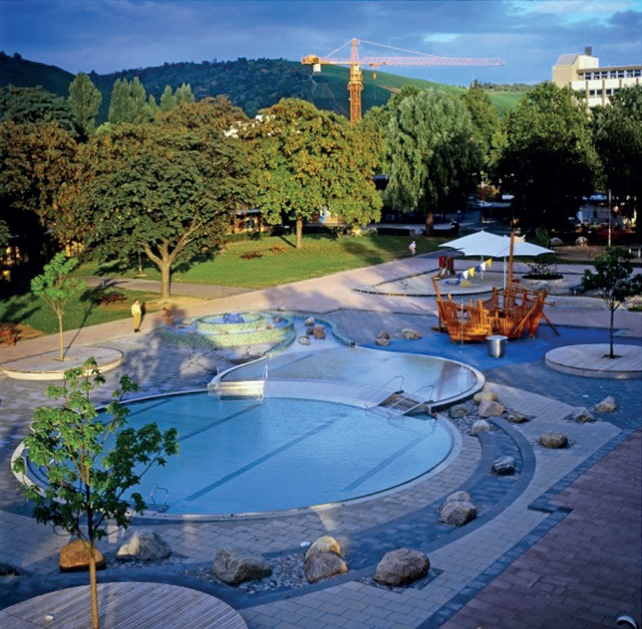 Gelände des Inselbad Untertürkheim