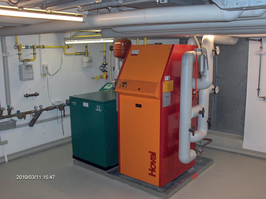 Blockheizkraftwerk und Spitzenlastkessel