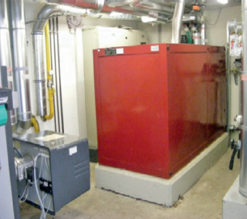 Blockheizkraftwerk in der Heizzentrale